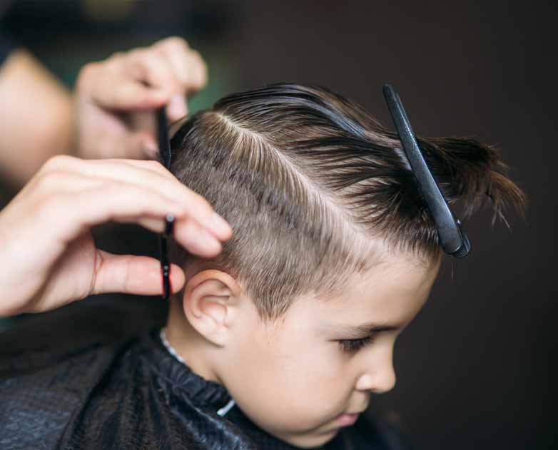 kinderfriseur relaxed hair Kösching